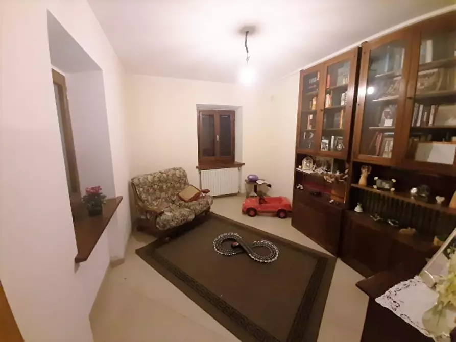 Immagine 2 di Casa indipendente in vendita  a Orvieto