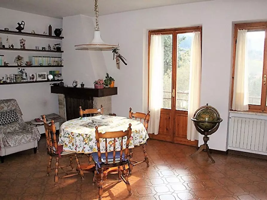 Immagine 1 di Casa semindipendente in vendita  a Orvieto
