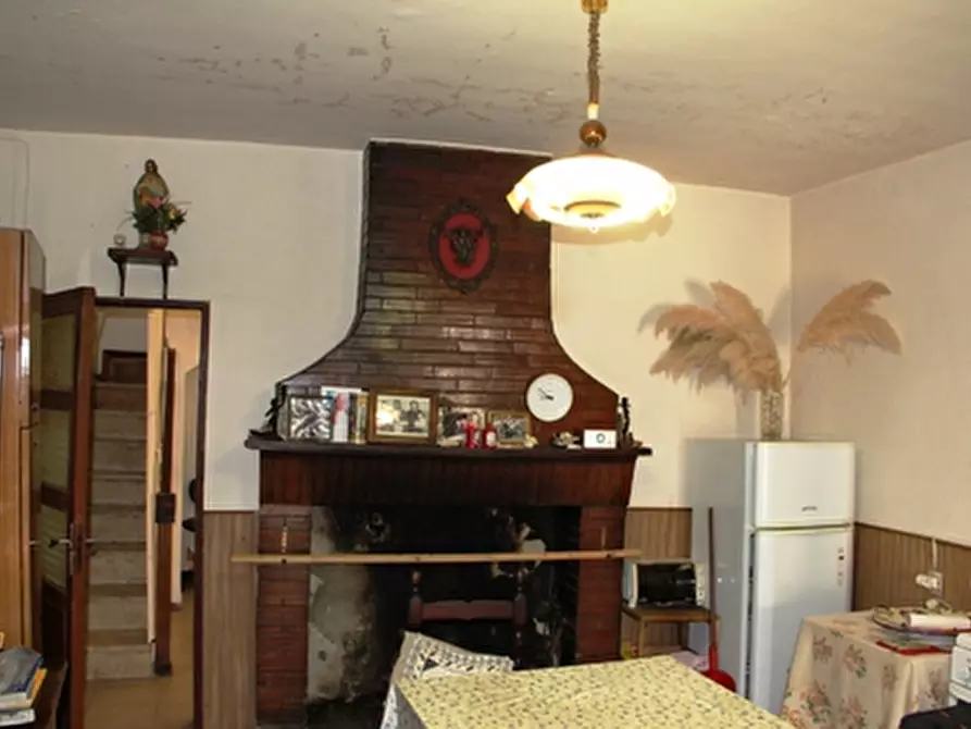 Immagine 2 di Casa semindipendente in vendita  a Castel Giorgio