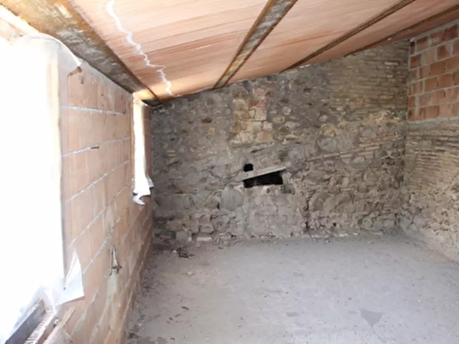 Immagine 7 di Casa semindipendente in vendita  a Castel Viscardo