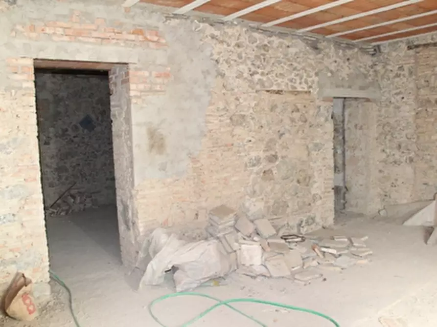 Immagine 9 di Casa semindipendente in vendita  a Castel Viscardo