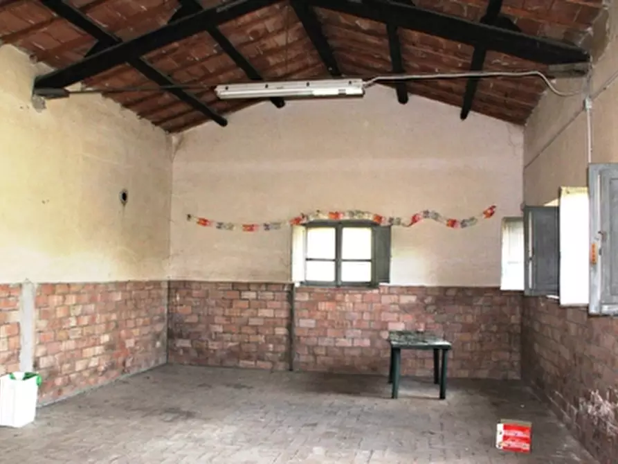 Immagine 20 di Rustico / casale in vendita  a Fabro