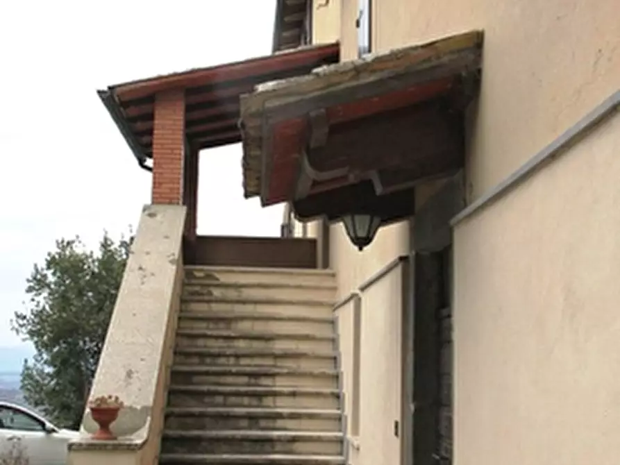 Immagine 9 di Rustico / casale in vendita  a Orvieto
