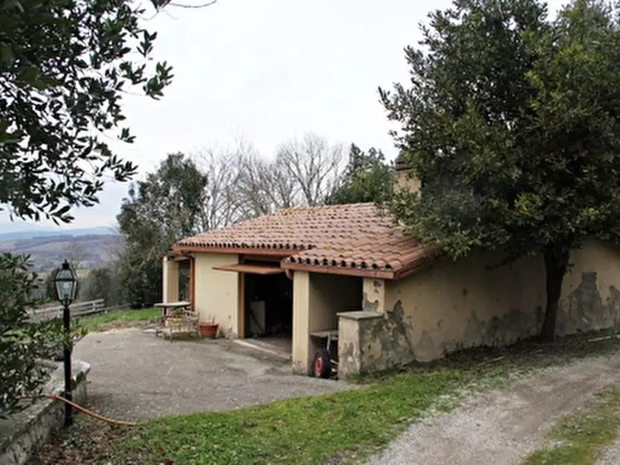 Immagine 17 di Rustico / casale in vendita  a Orvieto