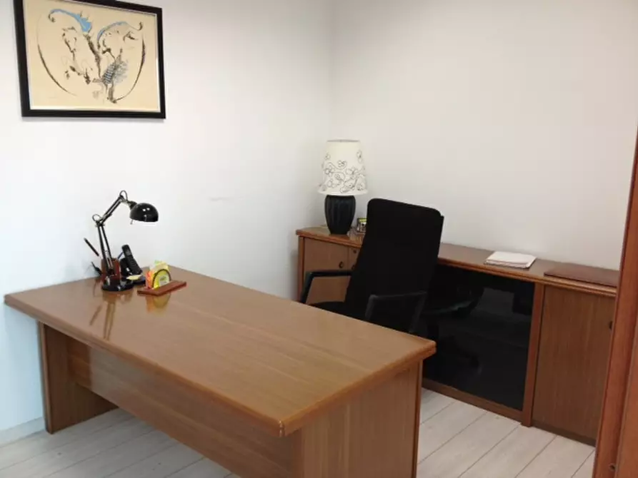 Immagine 4 di Ufficio in vendita  a Orvieto