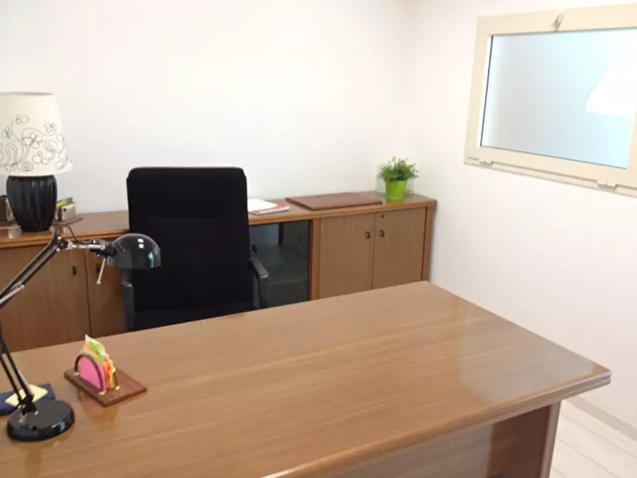 Immagine 5 di Ufficio in vendita  a Orvieto