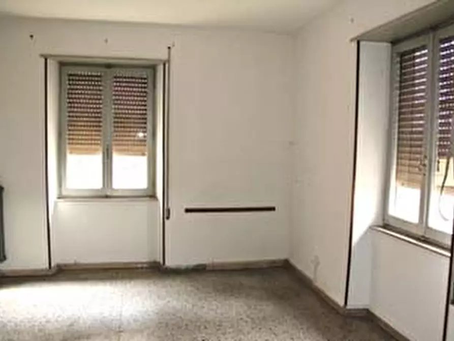 Immagine 10 di Casa indipendente in vendita  in Piazza Ascanio vitozzi a Baschi