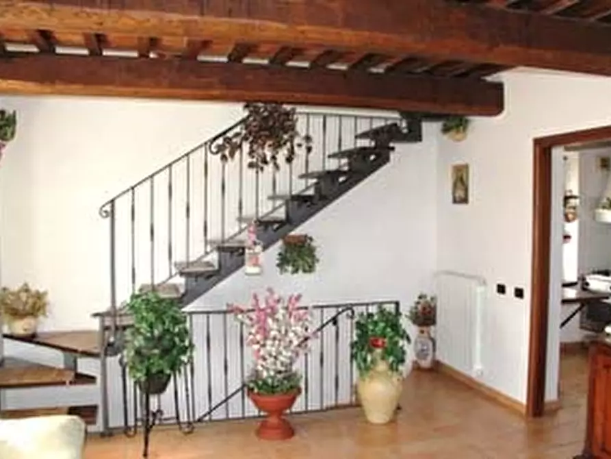 Immagine 9 di Villa in vendita  in - a Porano