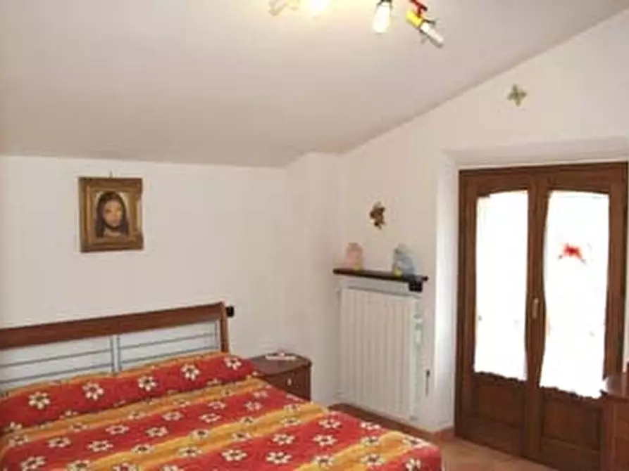 Immagine 11 di Villa in vendita  in - a Porano