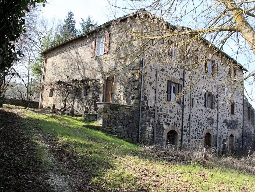 Immagine 1 di Rustico / casale in vendita  in - a Orvieto