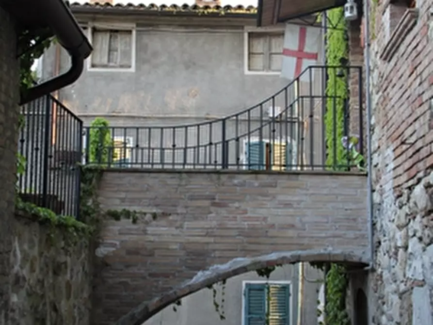 Immagine 4 di Appartamento in vendita  in Monterubiaglio a Castel Viscardo