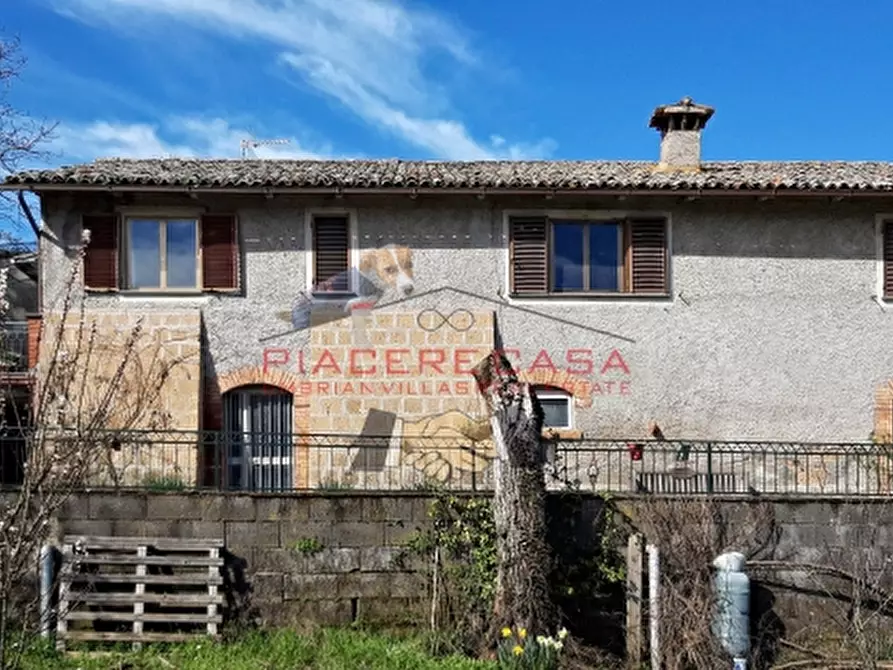 Immagine 3 di Rustico / casale in vendita  in Porano a Porano