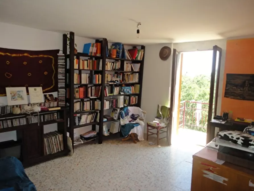 Immagine 3 di Appartamento in vendita  a Ficulle