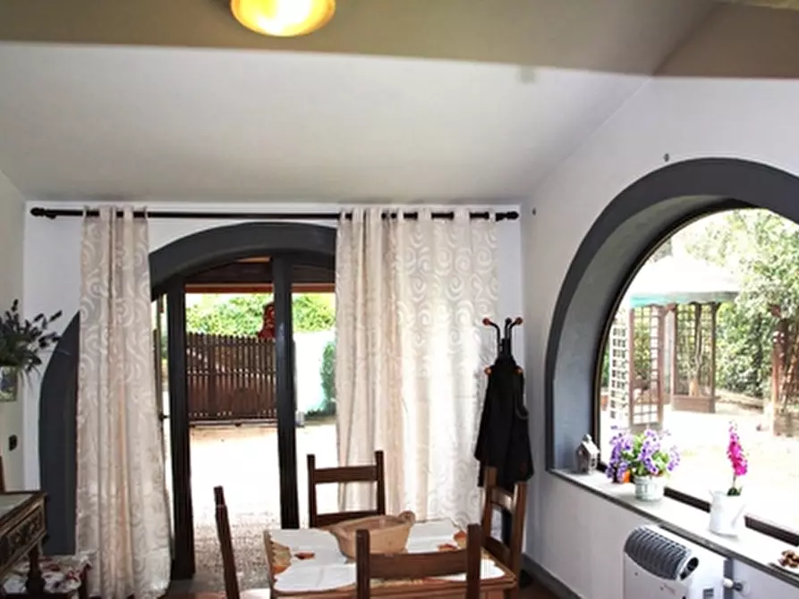 Immagine 4 di Casa semindipendente in vendita  a Porano