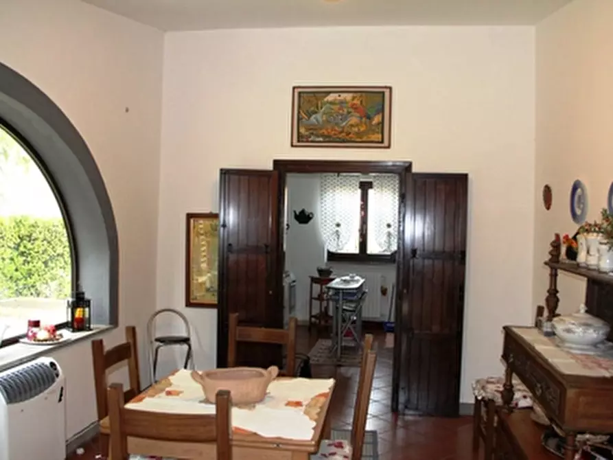 Immagine 7 di Casa semindipendente in vendita  a Porano