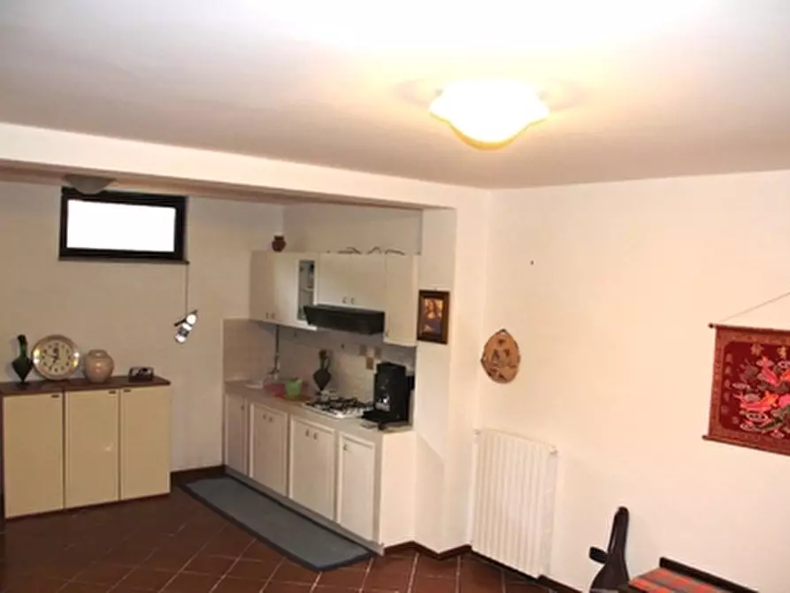 Immagine 16 di Casa semindipendente in vendita  a Porano