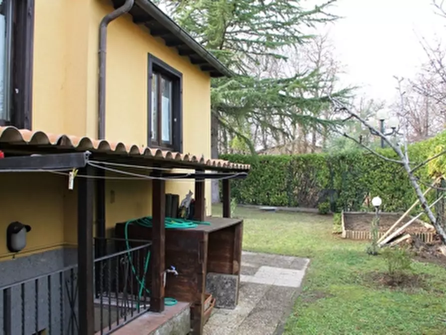 Immagine 19 di Casa semindipendente in vendita  a Porano