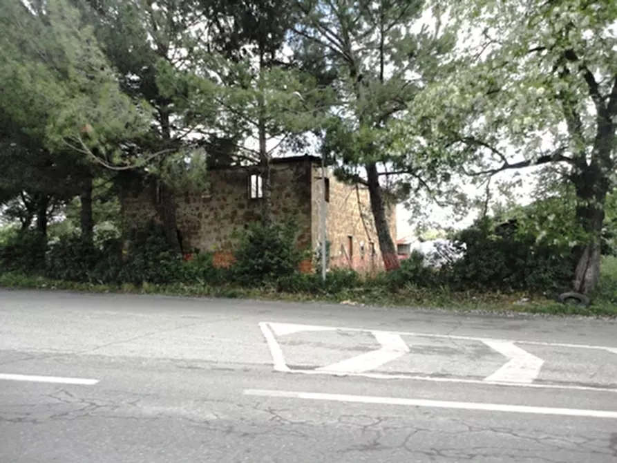 Immagine 2 di Rustico / casale in vendita  a Orvieto