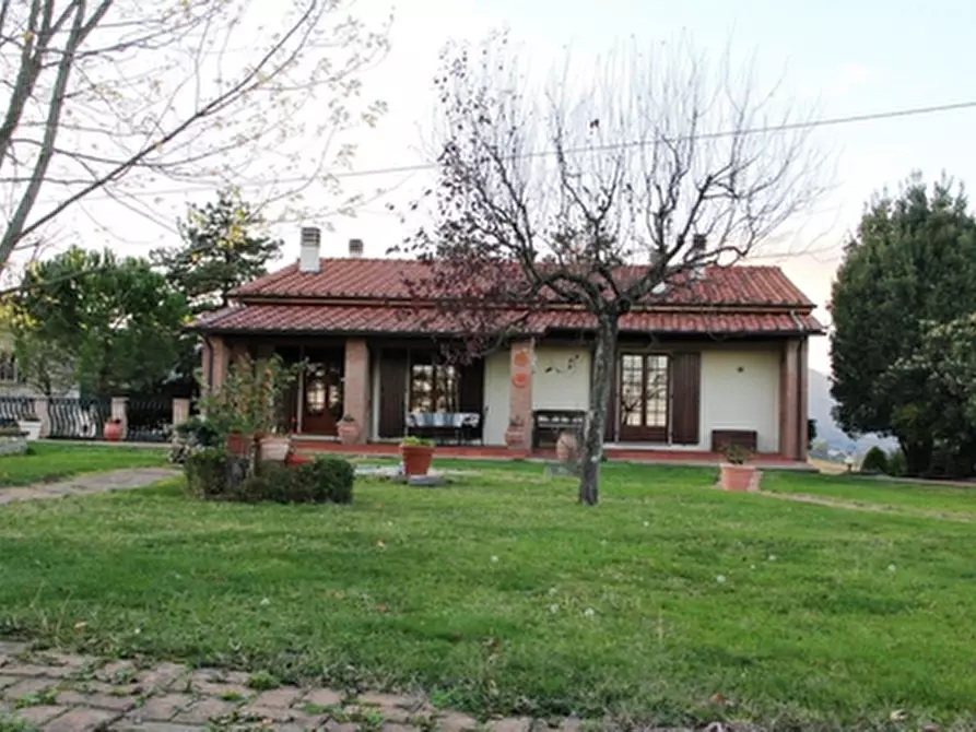 Immagine 2 di Porzione di casa in vendita  a San Casciano Dei Bagni