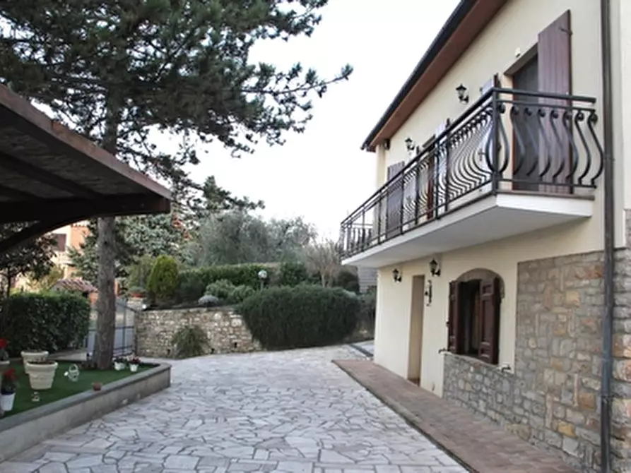 Immagine 4 di Porzione di casa in vendita  a San Casciano Dei Bagni