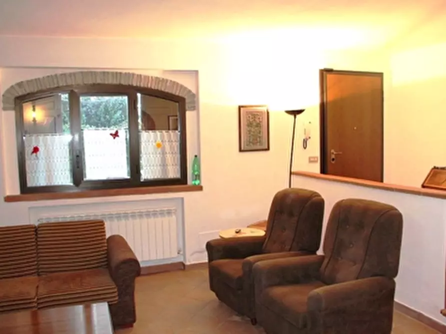 Immagine 5 di Porzione di casa in vendita  a San Casciano Dei Bagni