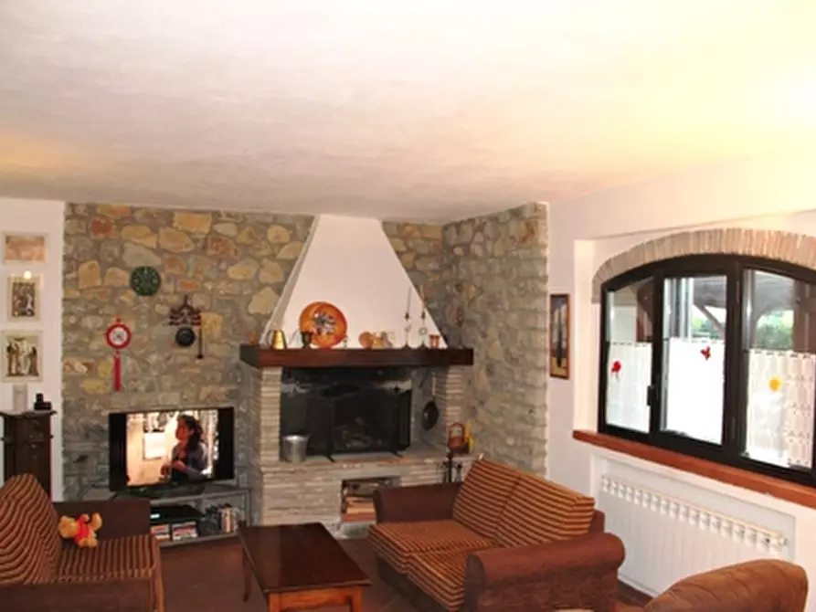 Immagine 6 di Porzione di casa in vendita  a San Casciano Dei Bagni