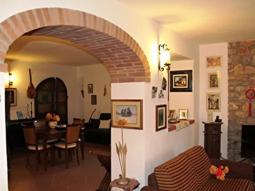 Immagine 7 di Porzione di casa in vendita  a San Casciano Dei Bagni