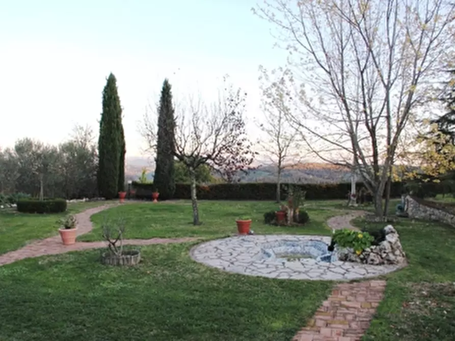 Immagine 16 di Porzione di casa in vendita  a San Casciano Dei Bagni