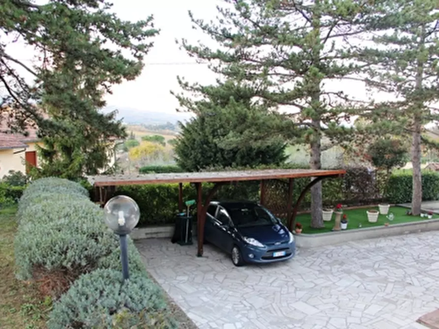 Immagine 18 di Porzione di casa in vendita  a San Casciano Dei Bagni