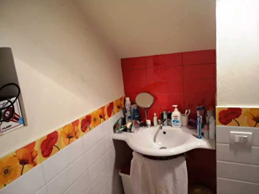 Immagine 5 di Appartamento in vendita  a Orvieto