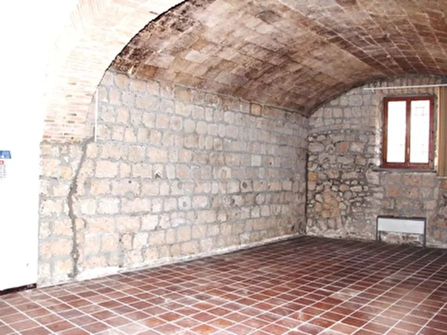 Immagine 7 di Ufficio in affitto  a Orvieto