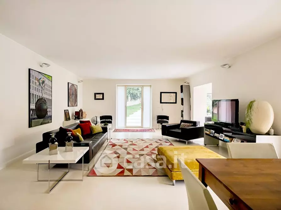 Immagine 21 di Villa in vendita  a Scandriglia