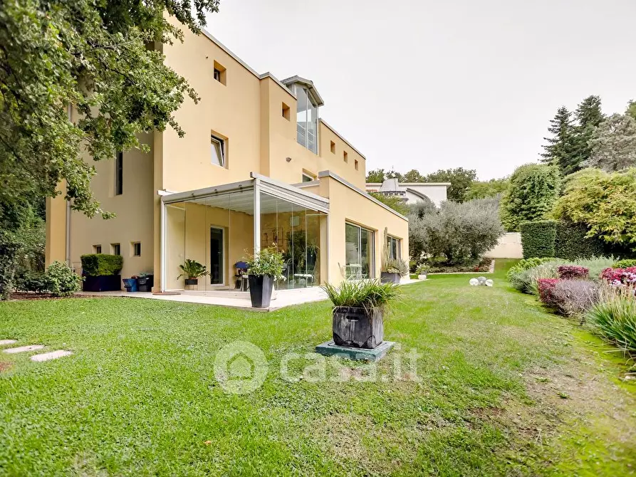 Immagine 15 di Villa in vendita  a Scandriglia