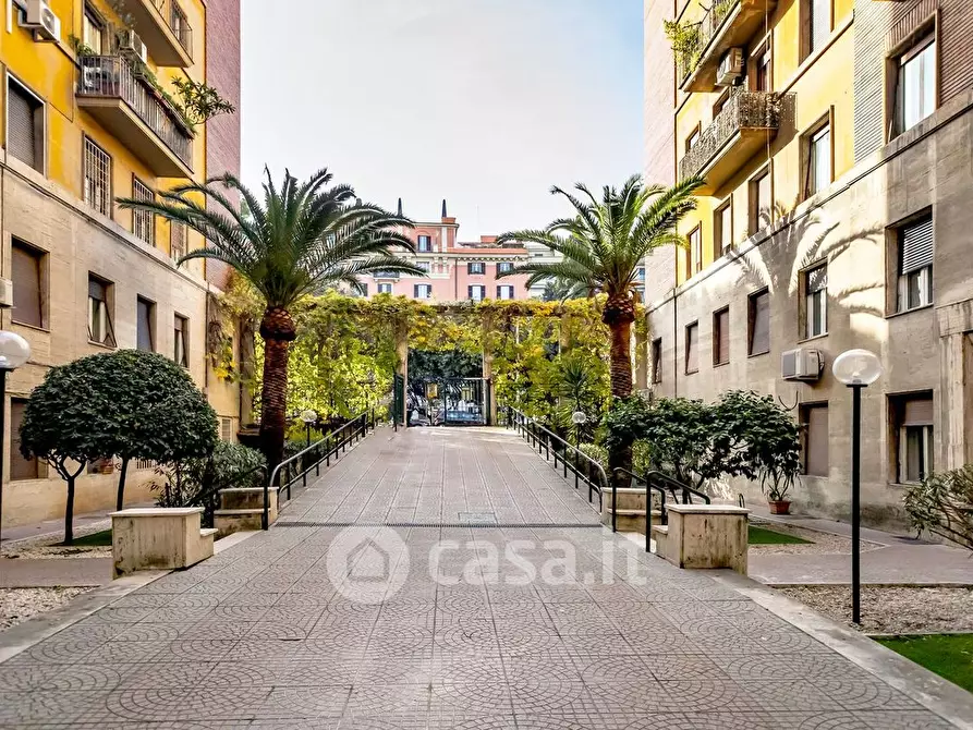 Immagine 21 di Appartamento in affitto  a Roma