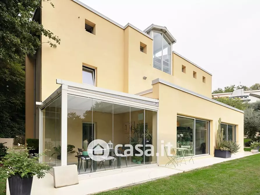 Immagine 13 di Villa in vendita  a Scandriglia