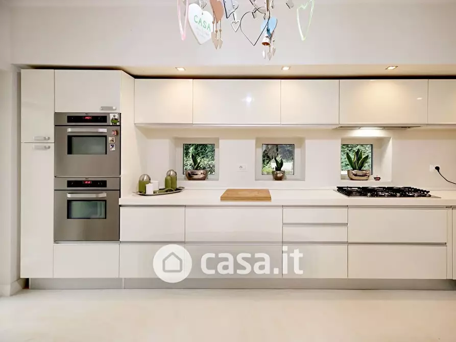 Immagine 4 di Villa in vendita  a Scandriglia