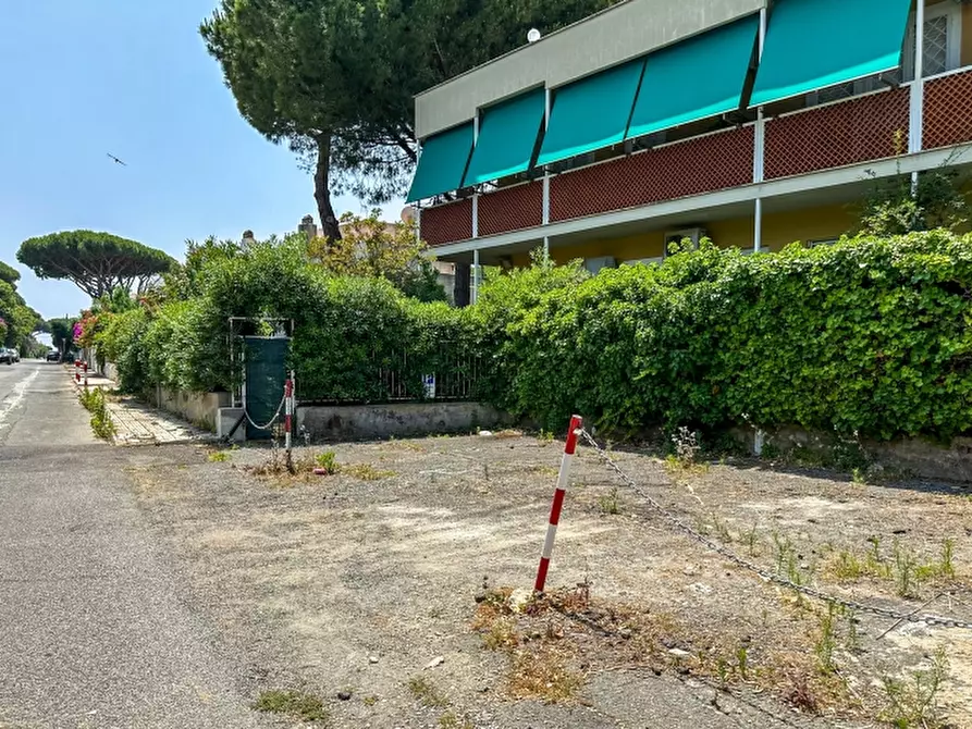 Immagine 21 di Appartamento in vendita  a Santa Marinella