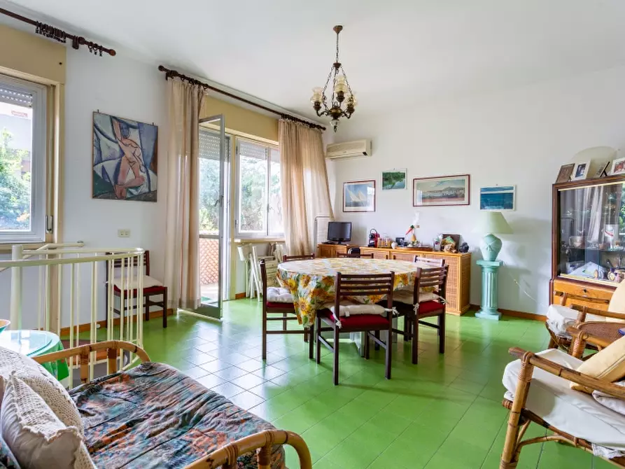 Immagine 4 di Appartamento in vendita  a Santa Marinella