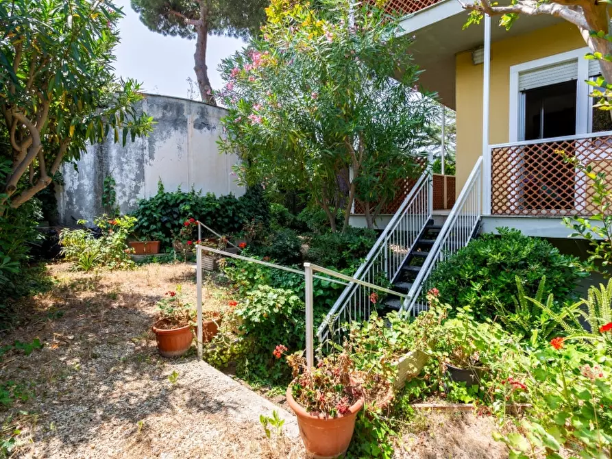 Immagine 20 di Appartamento in vendita  a Santa Marinella