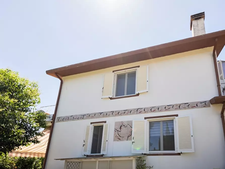 Immagine 3 di Appartamento in vendita  in Via dei Ligustri 12 a Scandriglia