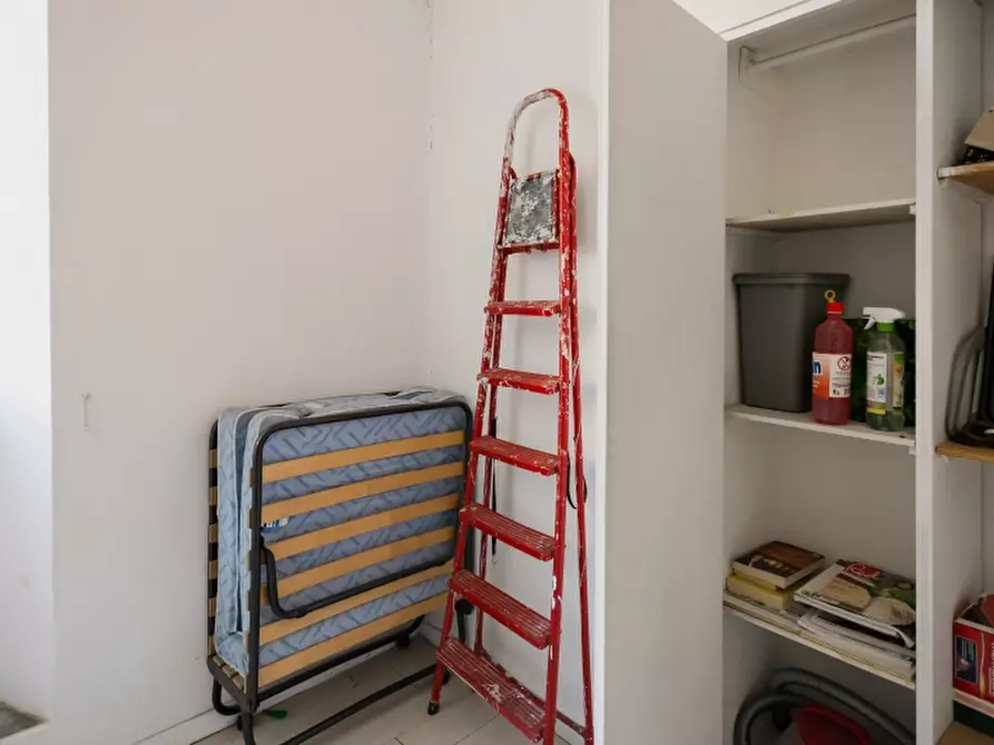 Immagine 26 di Appartamento in affitto  in Via Gregoriana 5 a Roma