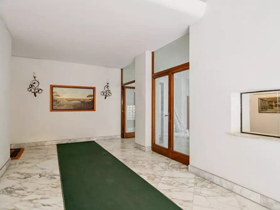 Immagine 24 di Appartamento in affitto  in VIA CAVALIER D'ARPINO a Roma