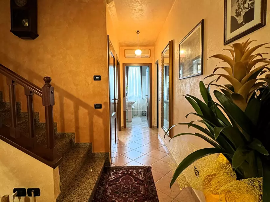 Immagine 18 di Villetta a schiera in vendita  a Suzzara