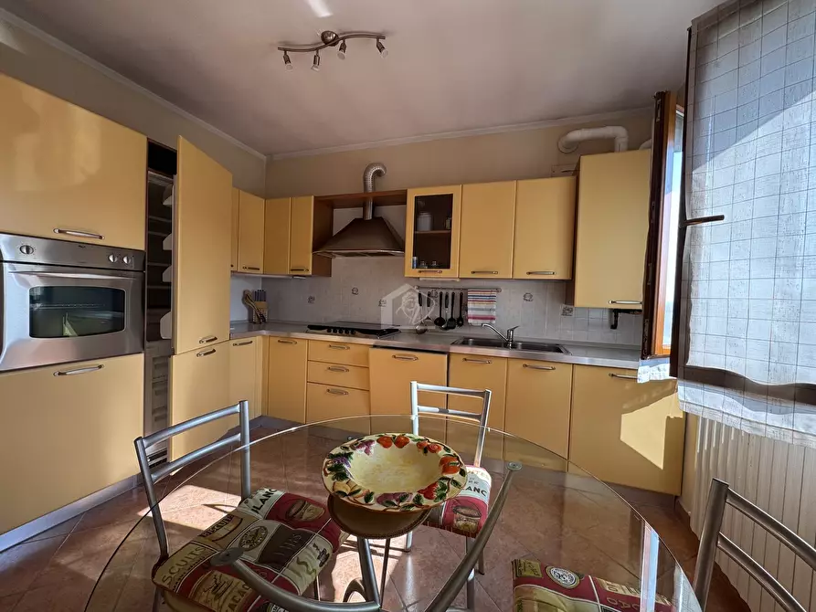 Immagine 2 di Appartamento in vendita  a Motteggiana