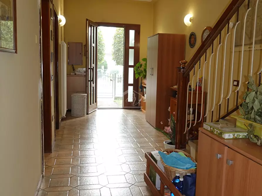 Immagine 4 di Casa indipendente in vendita  a Suzzara