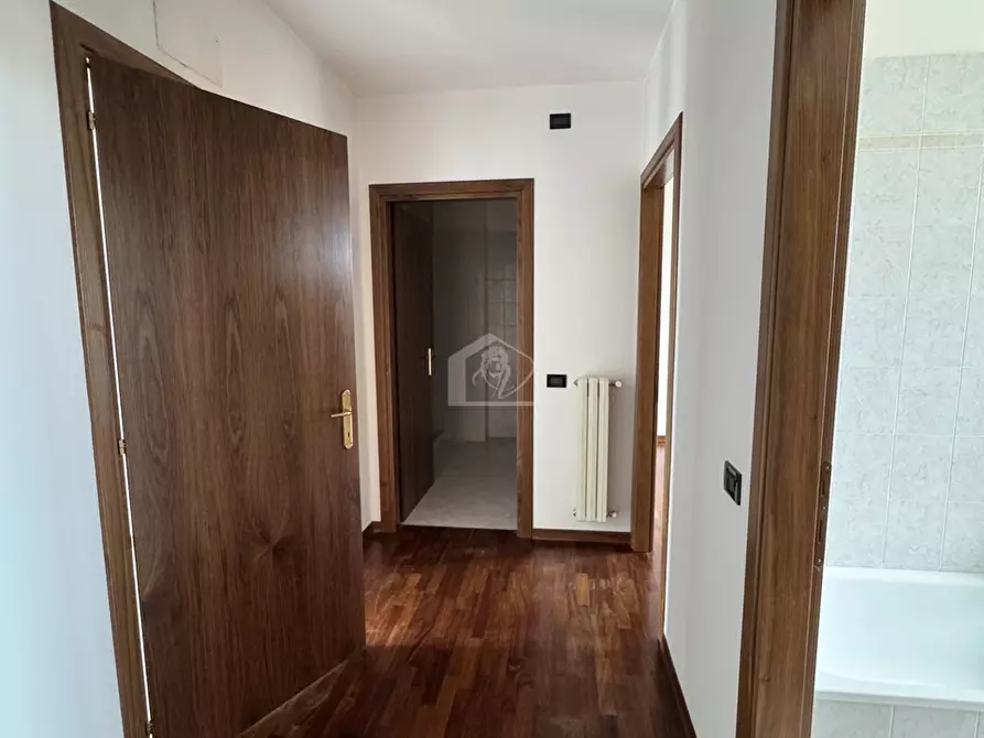 Immagine 24 di Appartamento in vendita  a Suzzara