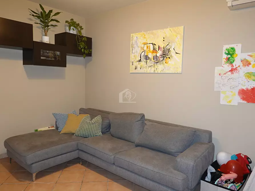 Immagine 13 di Villetta a schiera in vendita  a Luzzara