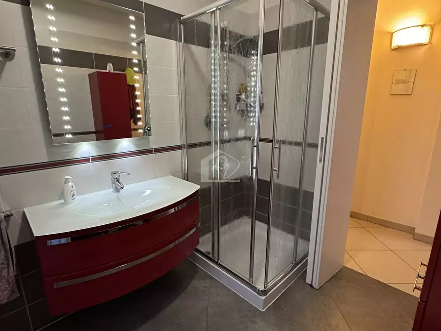 Immagine 12 di Appartamento in vendita  a Suzzara