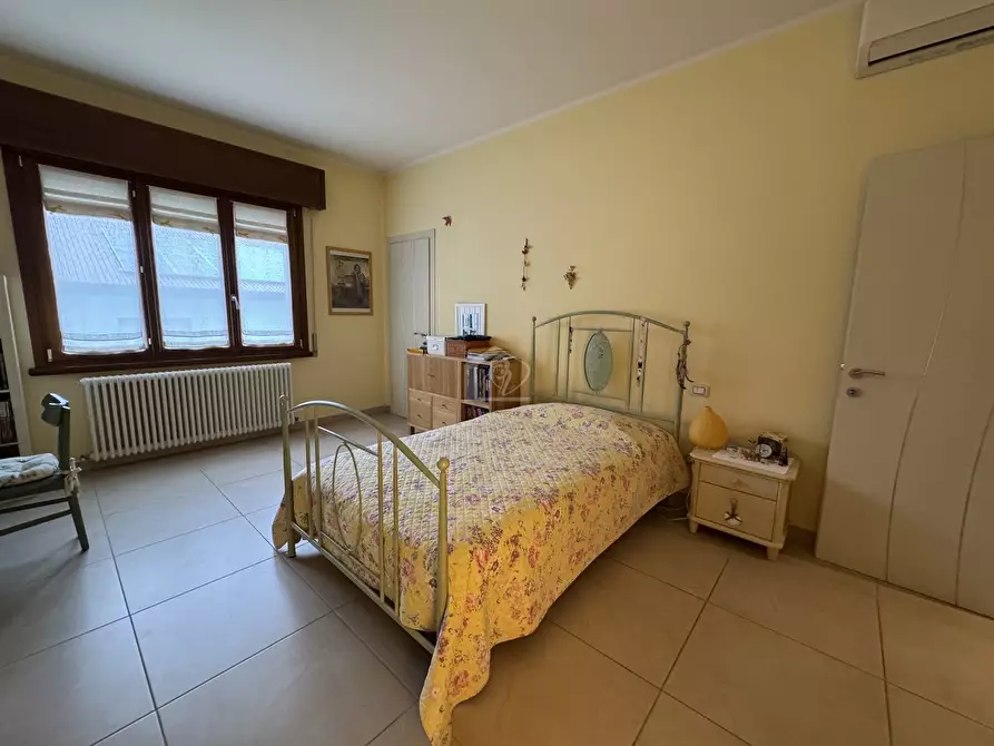 Immagine 13 di Appartamento in vendita  a Suzzara