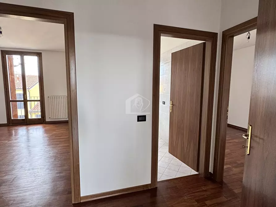 Immagine 12 di Appartamento in vendita  a Suzzara